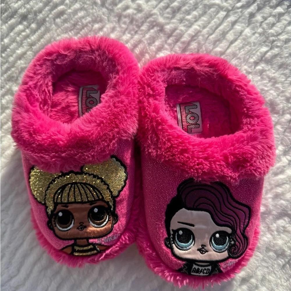 L.O.L. Surprise! Pink Fuzzy Kids Slippers with Character Design
